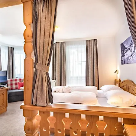 Garni Waldschloessl אישגל