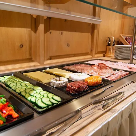 Garni Waldschloessl מלון