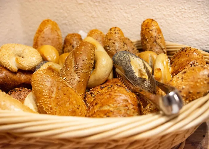 Hotel Garni Waldschloessl 4*