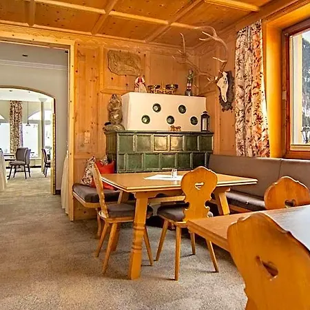 Hotel Garni Waldschlössl Ischgl