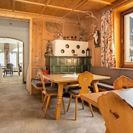 Garni Waldschloessl Otel Ischgl